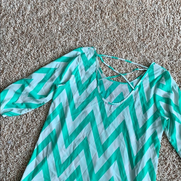 Chevron print tunic top - Picture 2 of 4